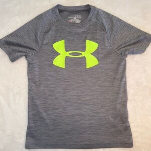 Under Armour Boys Gray Heatgear Short Sleeve Tee with Neon Green Logo